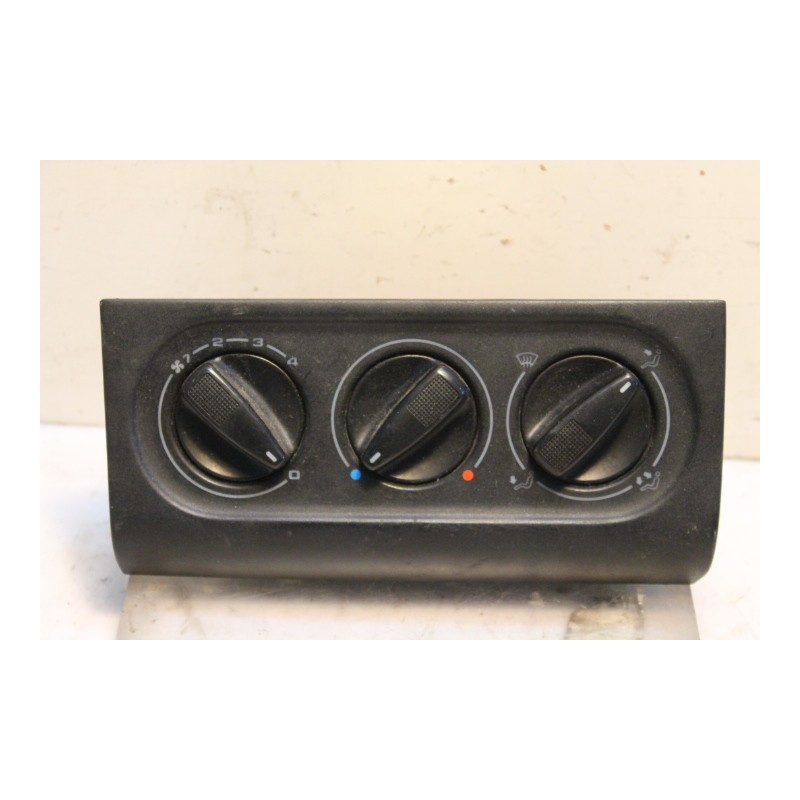 AUDI- 80 - Χειριστήριο θερμοκρασίας--