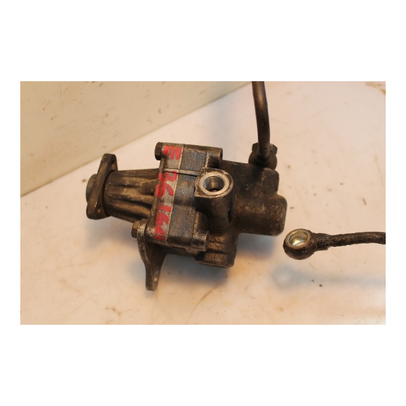 BMW- E36 - Αντλία υδραυλικού τιμονιού--1.6CC