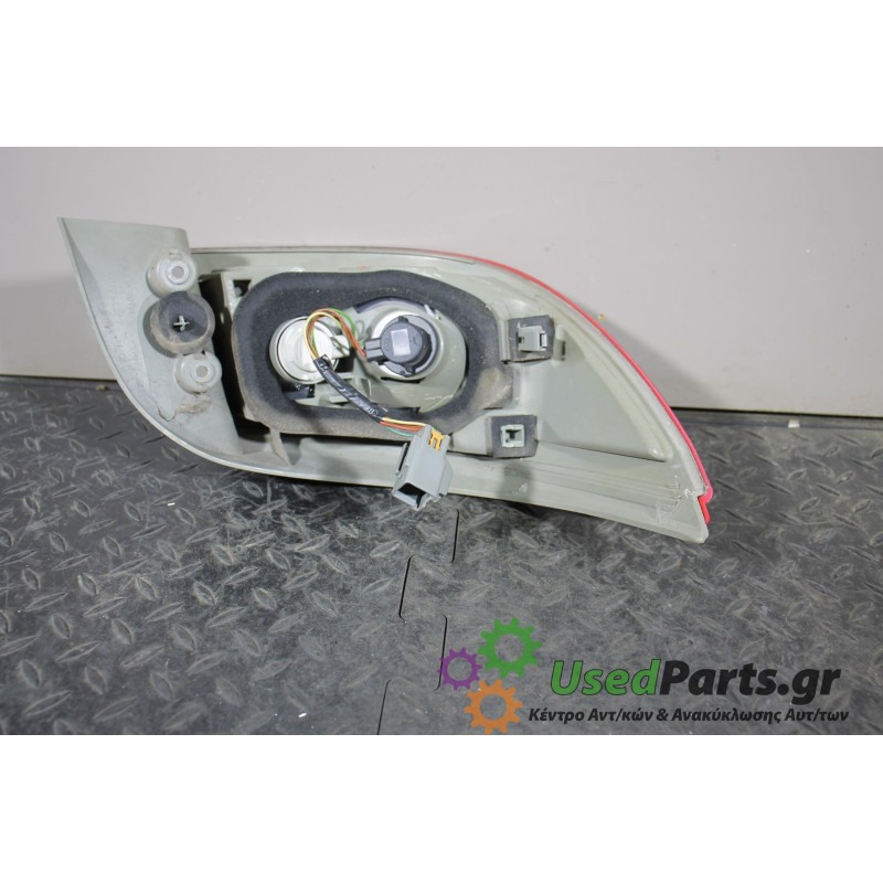 MITSUBISHI - COLT - Φανάρι πίσω - COUPE - ΘΕΣΗ: Πίσω δεξιά - ΕΤΟΣ: 2005-2008 - ΚΩΔ.ΚΑΤ/ΣΤΗ: <br /><br />