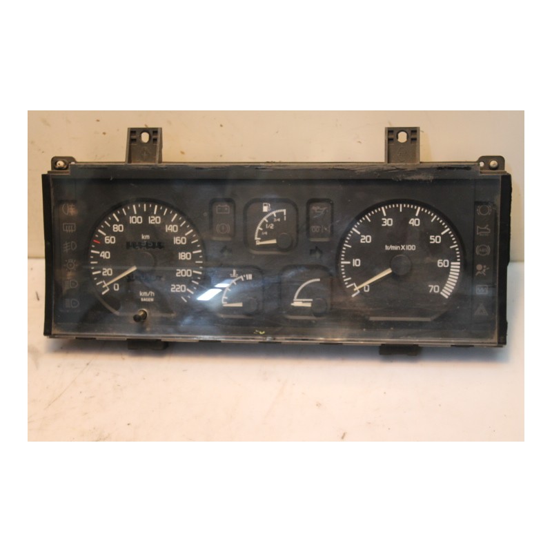 RENAULT- CLIO - Καντράν οργάνων--