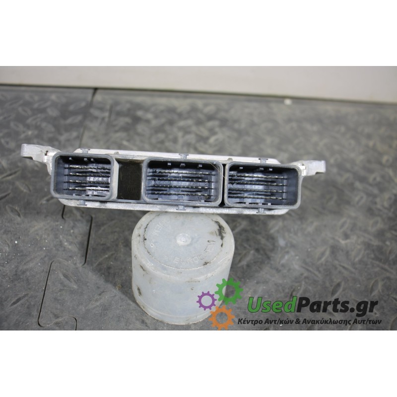 RENAULT - MEGANE - Εγκέφαλος ECU - ΣΕΝΤΑΝ - ΕΤΟΣ: 2002-2005 - ΚΩΔ.ΚΑΤ/ΣΤΗ: 21584288-2A 215842882A 4261818835  8200321263  820038