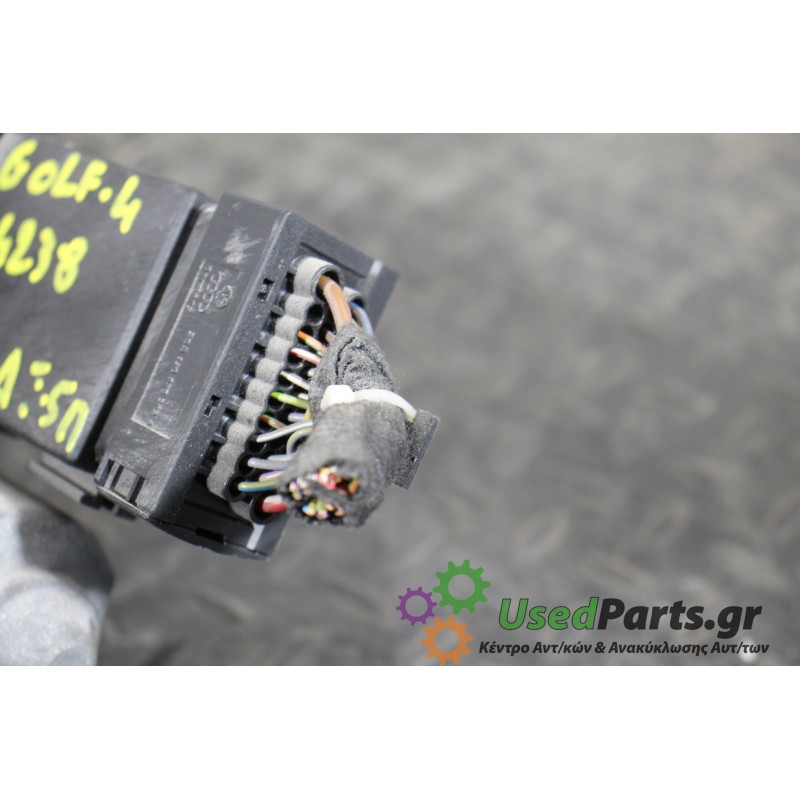 VW - GOLF - Μοτέρ υαλοκαθαριστήρων - 5ΠΟΡΤΟ - ΕΤΟΣ: 1998-2004 - ΚΩΔ.ΚΑΤ/ΣΤΗ: 9776105404301  F005S00057  18720<br /><br />