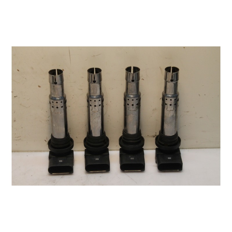 VW- GOLF - Πολλαπλασιαστής--GOLF 4   BCB  TIMH ANA TEMAXIO  25,00 €