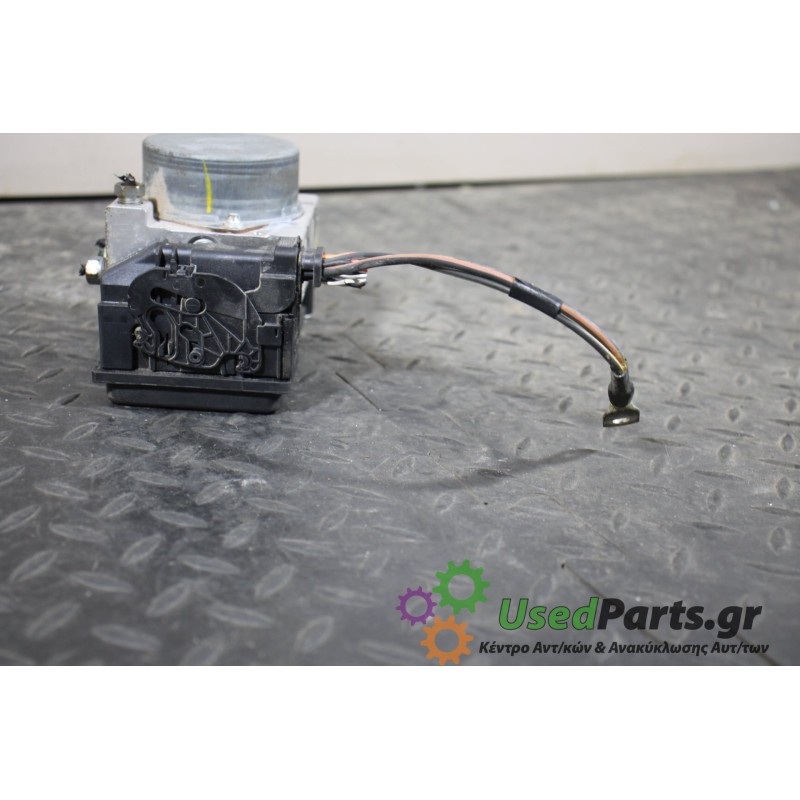 RENAULT - MEGANE - Μονάδα ABS - 5ΠΟΡΤΟ - ΘΕΣΗ:  - ΕΤΟΣ: 2005-2008 - ΚΩΔ.ΚΑΤ/ΣΤΗ: 0265232067  8200737985<br /><br />