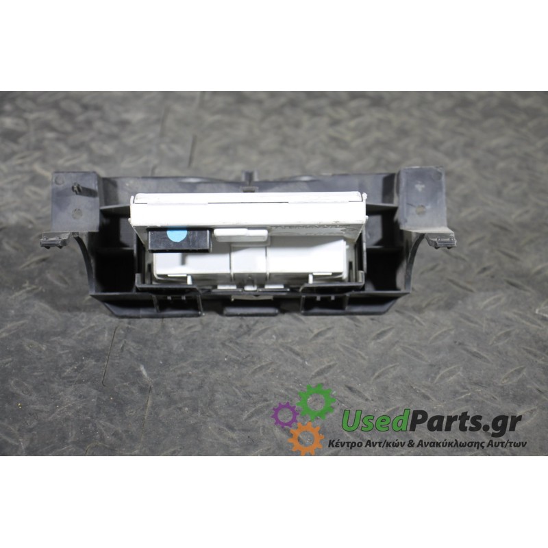 NISSAN - KUBISTAR - Οθόνη - VAN - ΕΤΟΣ: 2003-2009 - ΚΩΔ.ΚΑΤ/ΣΤΗ: 8200380298--A 8200380298-A 216771272  NS02865437<br /><br />