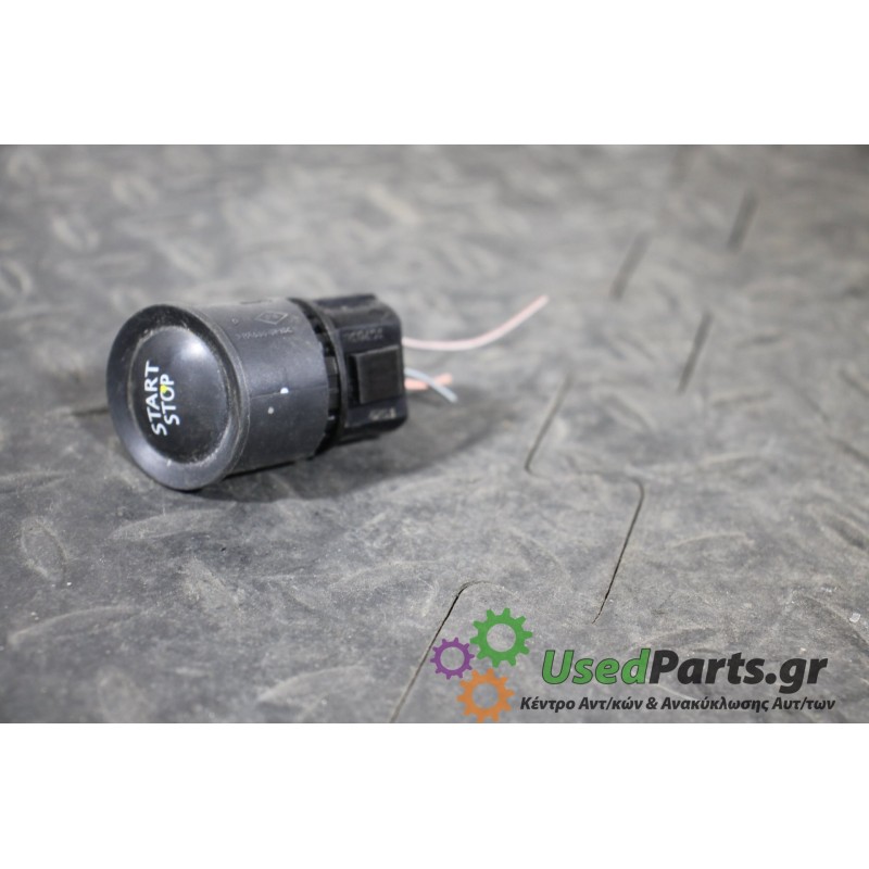 RENAULT - MEGANE - Διακόπτες/Κοντρόλ - ΣΕΝΤΑΝ - ΕΤΟΣ: 2002-2005 - ΚΩΔ.ΚΑΤ/ΣΤΗ: 10783F<br /><br />