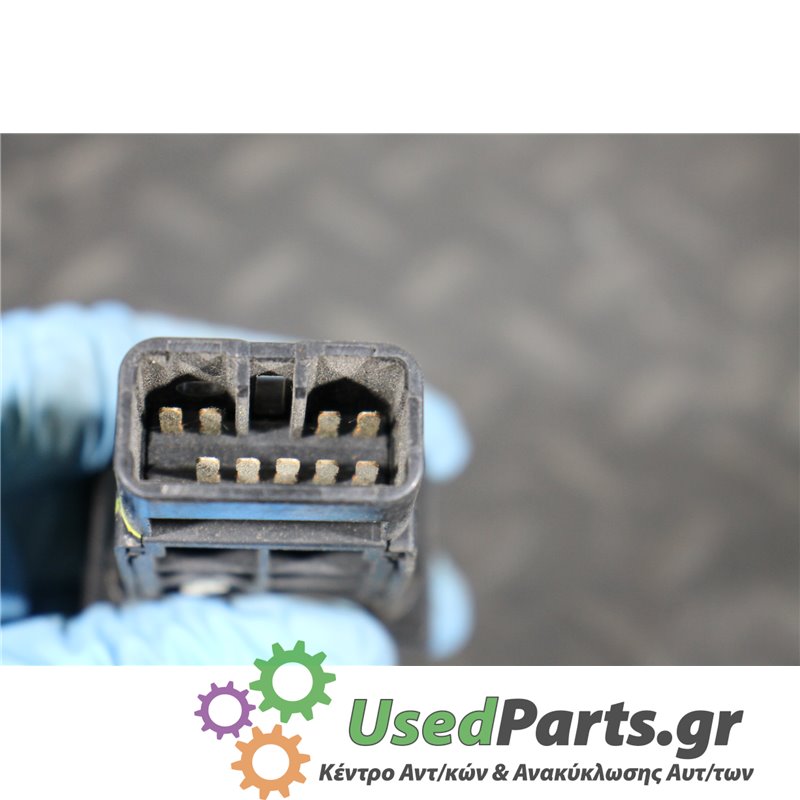 TOYOTA - AVENSIS - Διακόπτες/Κοντρόλ - 5ΠΟΡΤΟ - ΕΤΟΣ: 2003-2008 - ΚΩΔ.ΚΑΤ/ΣΤΗ: 157963<br /><br />