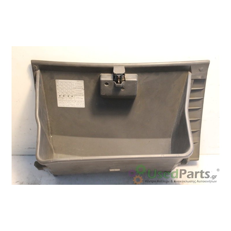 TOYOTA- AVENSIS - Ντουλαπάκι--AVENSIS I  T22