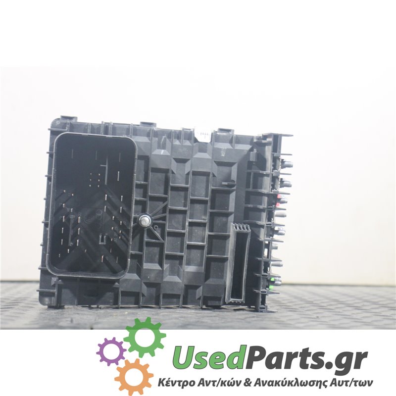 VW - EOS - Ασφαλειοθήκη μηχανής - COUPE - ΕΤΟΣ: 2006-2011 - ΚΩΔ.ΚΑΤ/ΣΤΗ: 19250182  EC8  23494A  22042006  061739<br /><br />