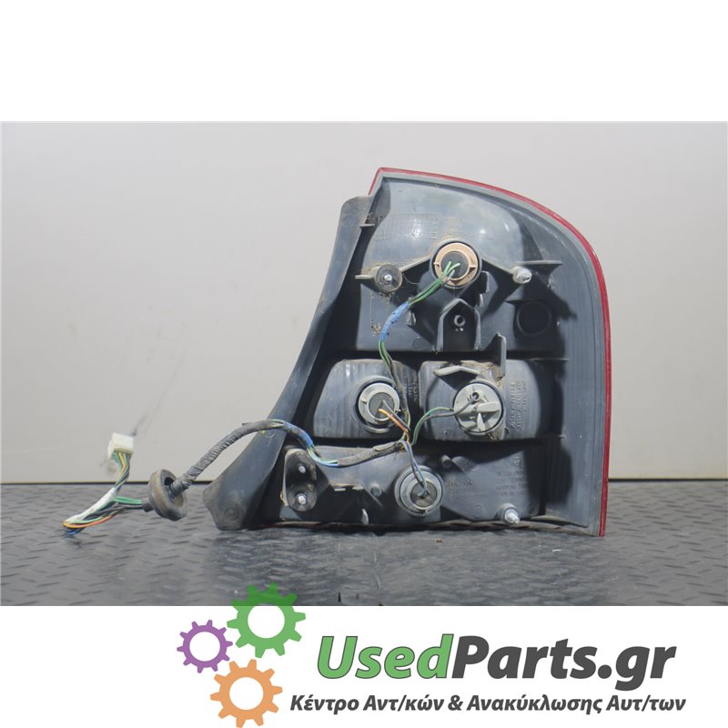 MAZDA - 323 - Φανάρι πίσω - ΣΕΝΤΑΝ - ΘΕΣΗ: Πίσω αριστερά - ΕΤΟΣ: 1998-2003 - ΚΩΔ.ΚΑΤ/ΣΤΗ: <br /><br />
