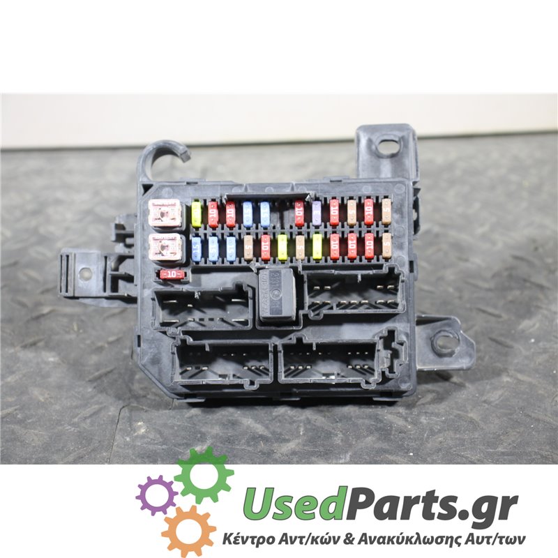 FORD - MAVERICK - Ασφαλειοθήκη μηχανής - 5ΠΟΡΤΟ - ΕΤΟΣ: 2000-2008 - ΚΩΔ.ΚΑΤ/ΣΤΗ: 2310  2L8414N068AB<br /><br />
