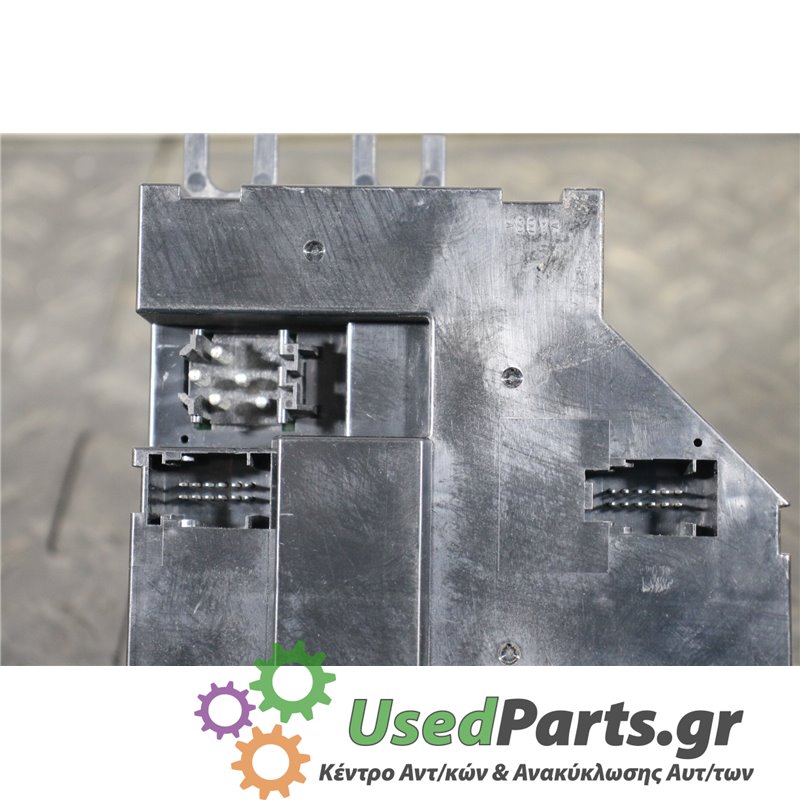 LAND ROVER - RANGE ROVER - Διακόπτης παραθύρων - 5ΠΟΡΤΟ - ΕΤΟΣ: 2005-2013 - ΚΩΔ.ΚΑΤ/ΣΤΗ: YUD000292PVA  6937480  HW03  SW05<br />