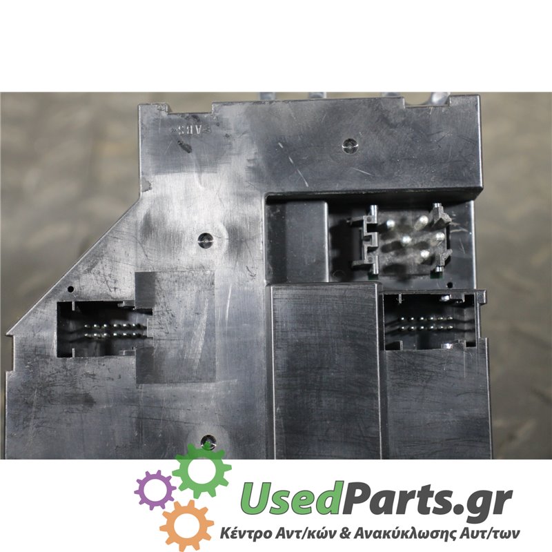 LAND ROVER - RANGE ROVER - Διακόπτης παραθύρων - 5ΠΟΡΤΟ - ΕΤΟΣ: 2005-2013 - ΚΩΔ.ΚΑΤ/ΣΤΗ: YUD000252PVA  6937481  HW03  SW05<br />