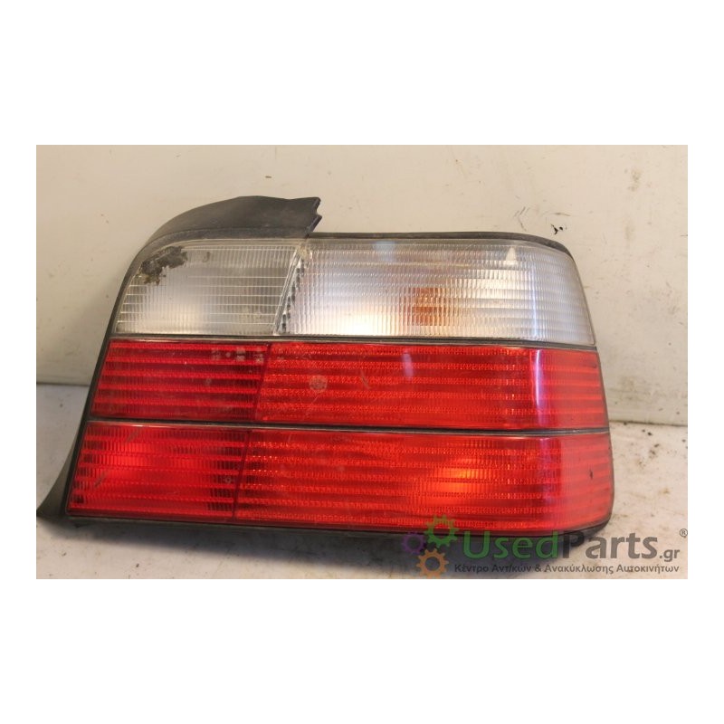 BMW- E36 - Πίσω-Δεξιά-ΛΕΥΚΟ ΚΟΚΚΙΝΟ
