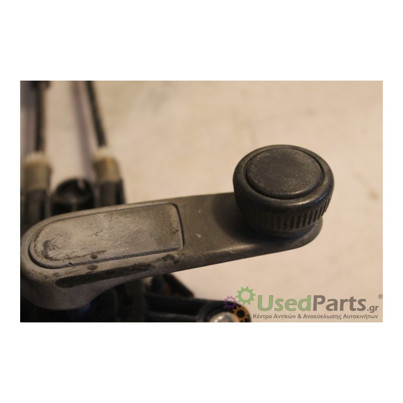 PEUGEOT- 106 - Γρύλος παραθύρων-Μπροστά Δεξιά-106 I  4ΠΟΡΤΟ