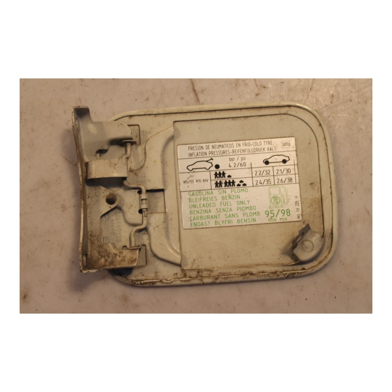 SEAT- CORDOBA- Πορτάκι Βεντζίνης---1996