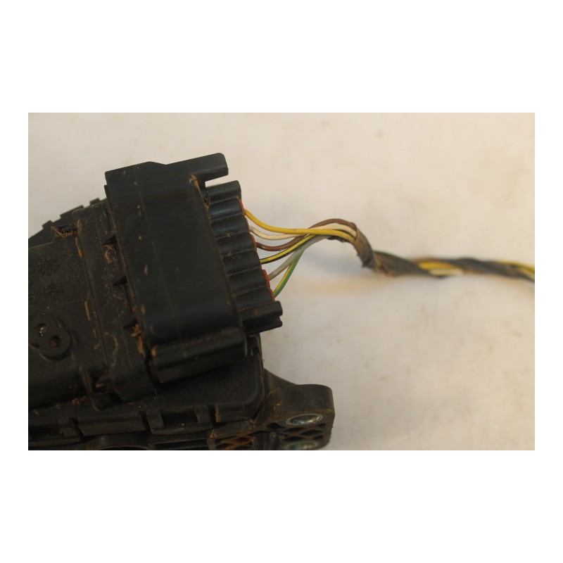 FORD- FOCUS- Διάφορα-Ηλεκτρικά--HWDB1596  ΠΕΝΤΑΛ ΓΚΑΖΙΟΥ-2005