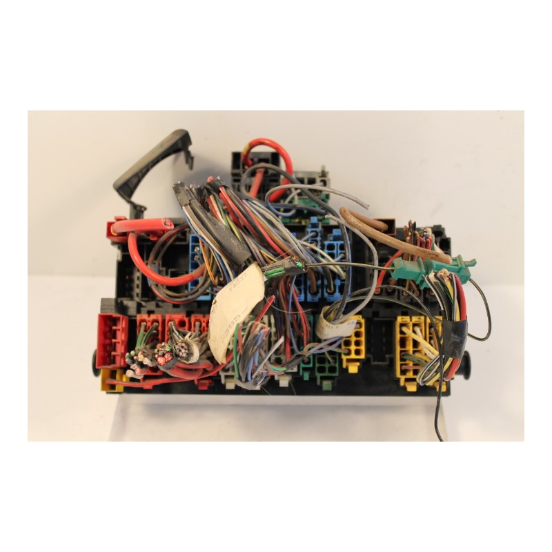 VW- POLO - Ασφαλειοθήκη--